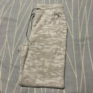 Alphalete joggers
